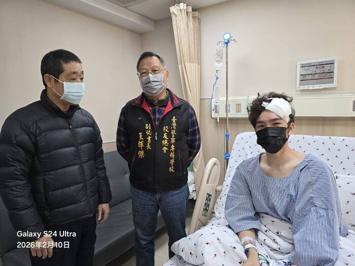 南苗派出所副所長黃興國陪同警專校友總會辦理關懷慰問事宜圖片